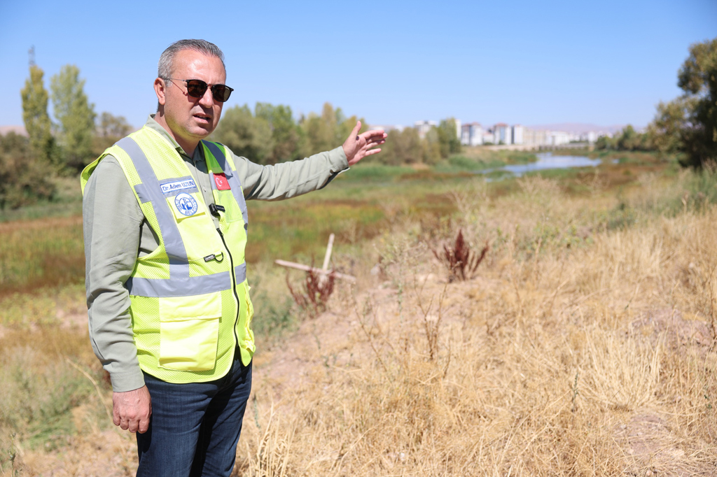 SİVAS’IN 40 YILLIK HAYALİ GERÇEK OLUYOR; KIZILIRMAK PROJESİ’NDE İLK ETAP BAŞLADI SİVAS’IN 40 YILLIK HAYALİ GERÇEK OLUYOR; KIZILIRMAK PROJESİ’NDE İLK ETAP BAŞLADI