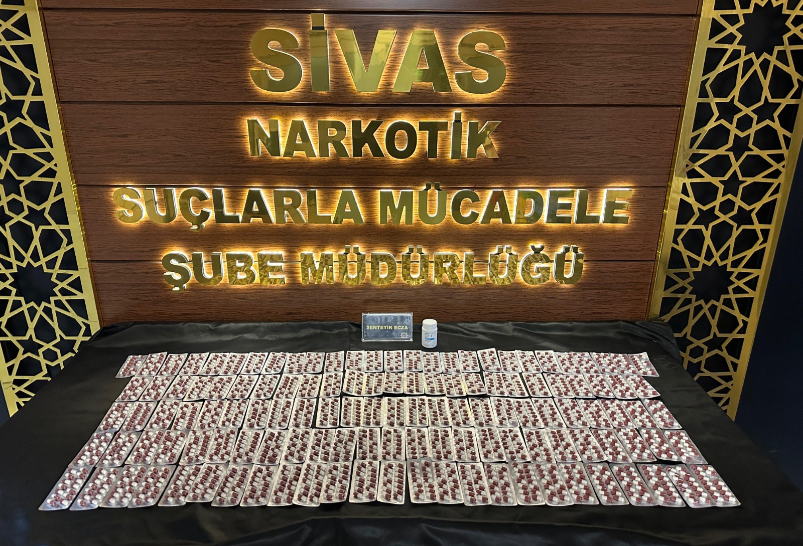 NARKOTİK SUÇLARLA MÜCADELE ŞUBE MÜDÜRLÜĞÜNCE YAPILAN OPERASYONDA