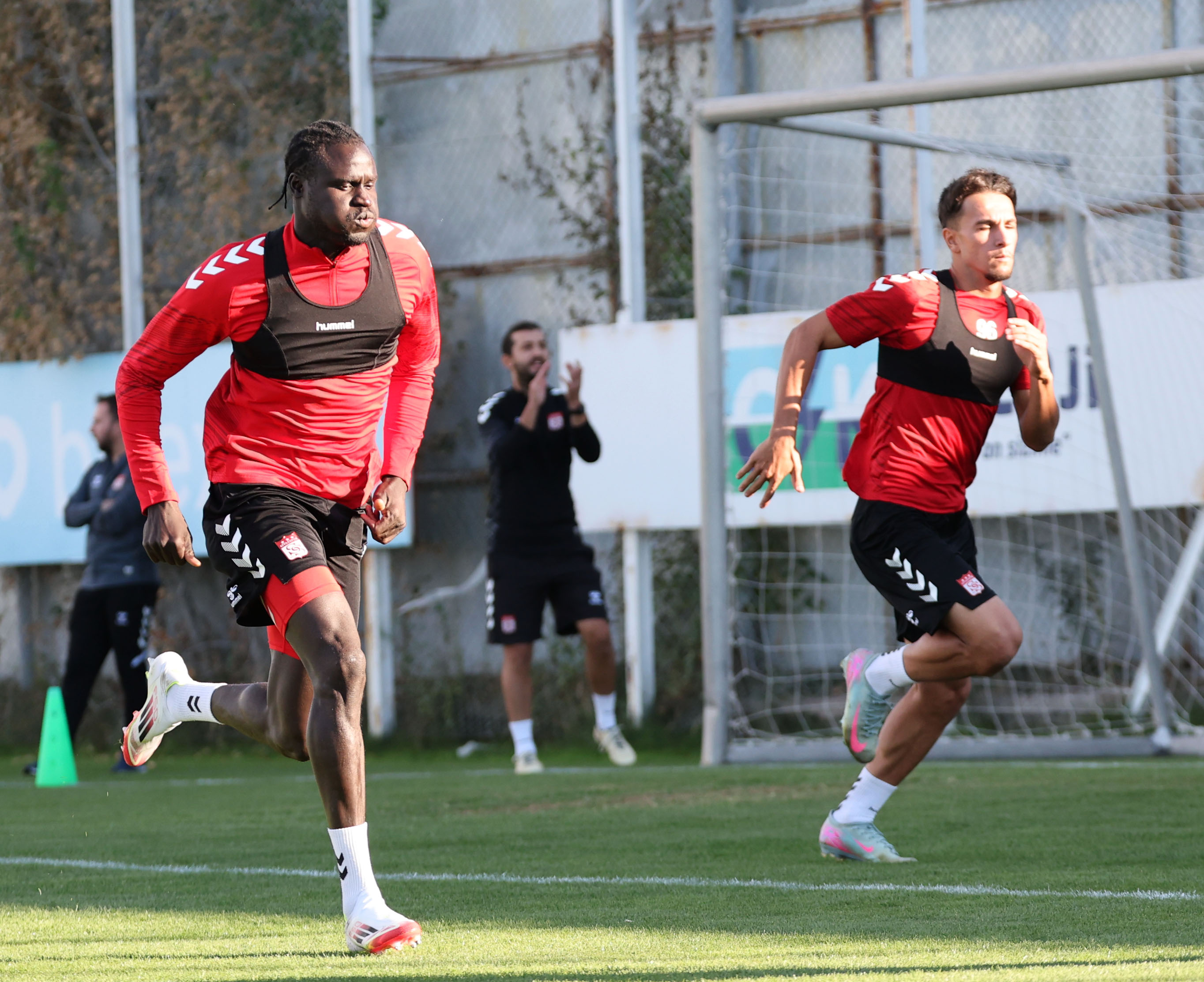 SMS Grup Sarıyerspor Maçı Hazırlıkları - 11 Eylül SMS Grup Sarıyerspor Maçı Hazırlıkları - 11 Eylül