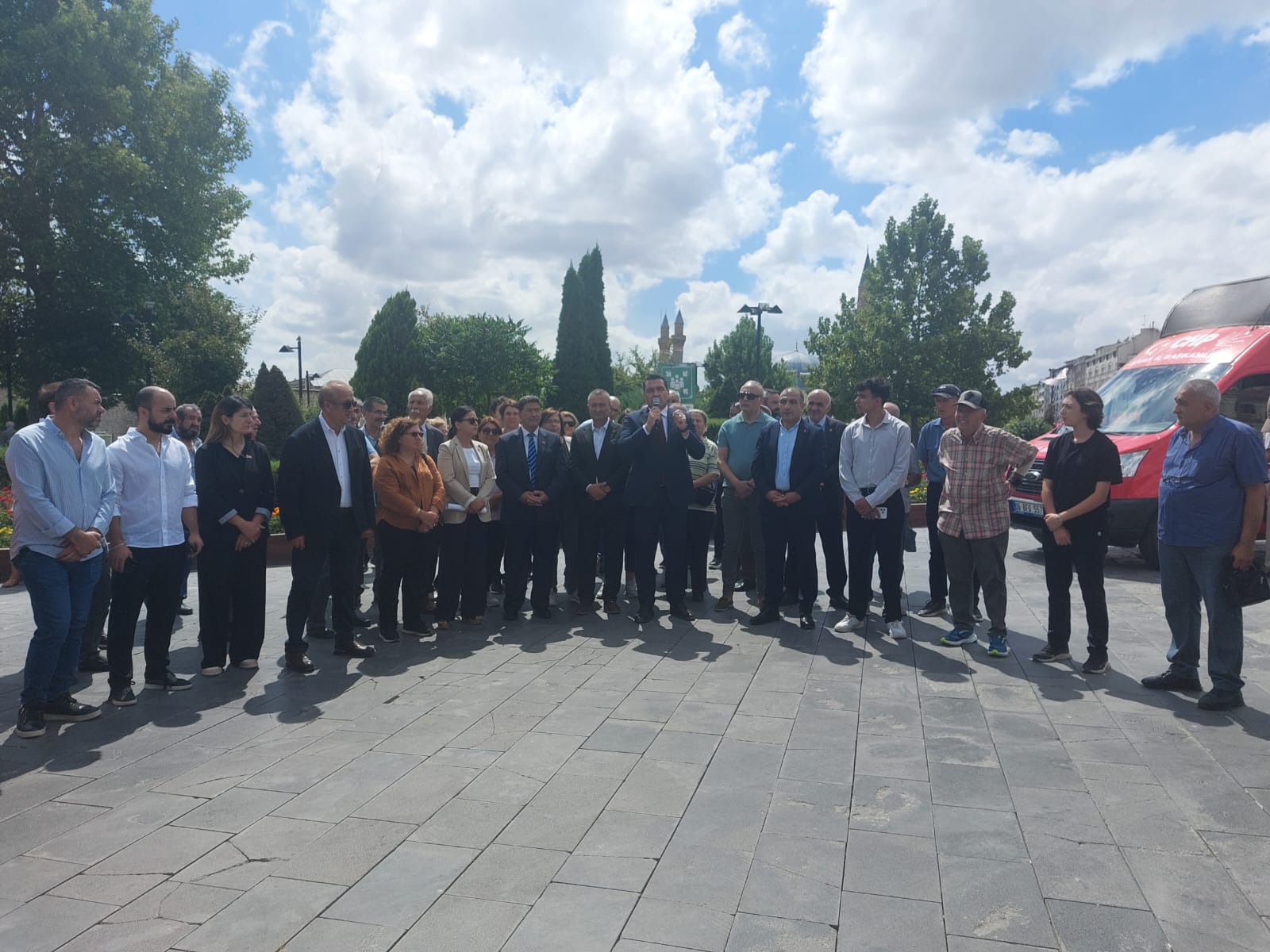 Fevzi Erçil"Kuruluşun ve kurtuluşun partisi olan Cumhuriyet Halk Partisi, milli mücadelede doğdu"