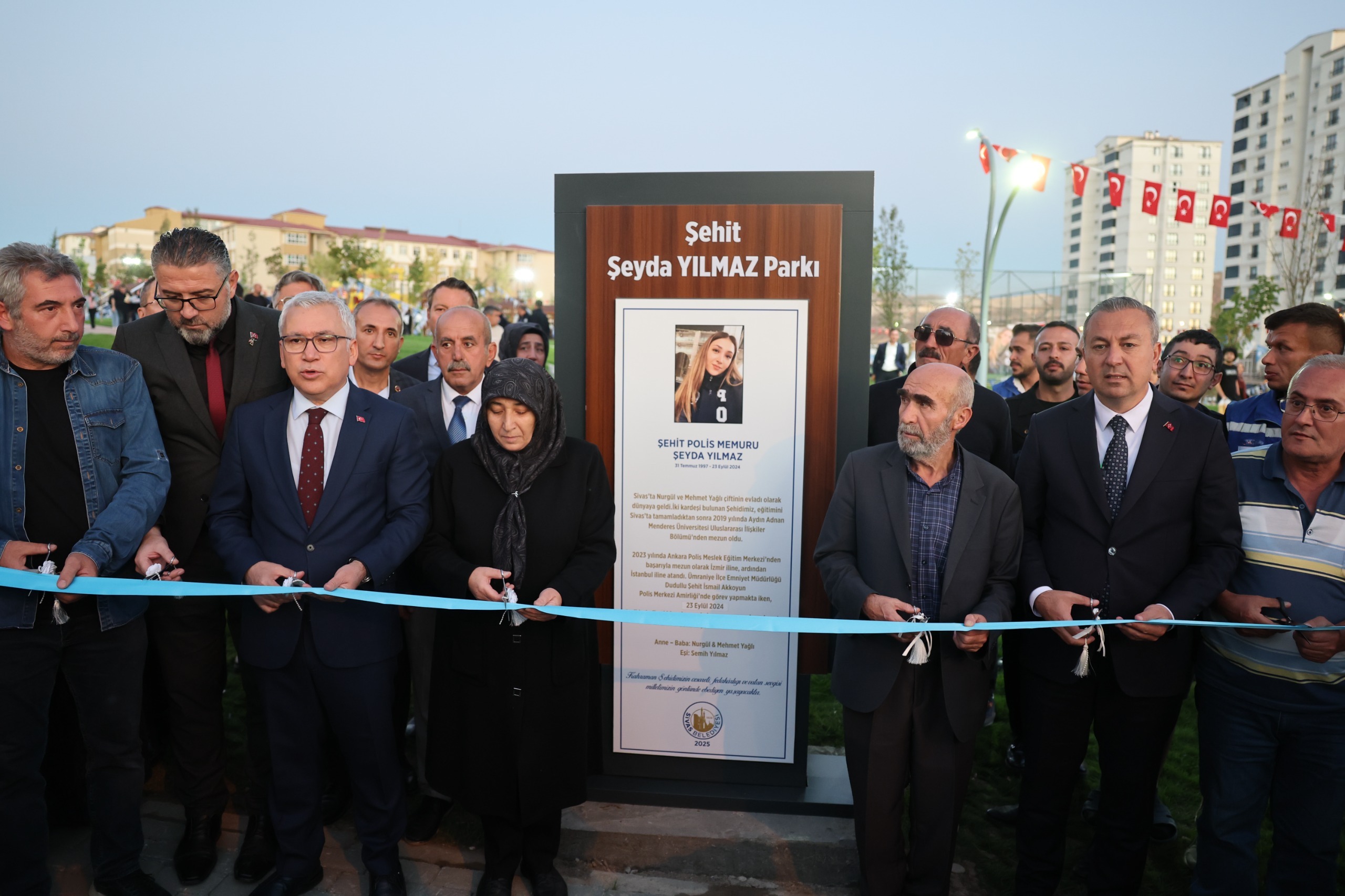 ŞEHİT ŞEYDA YILMAZ PARKI DUALAR İLE AÇILDI