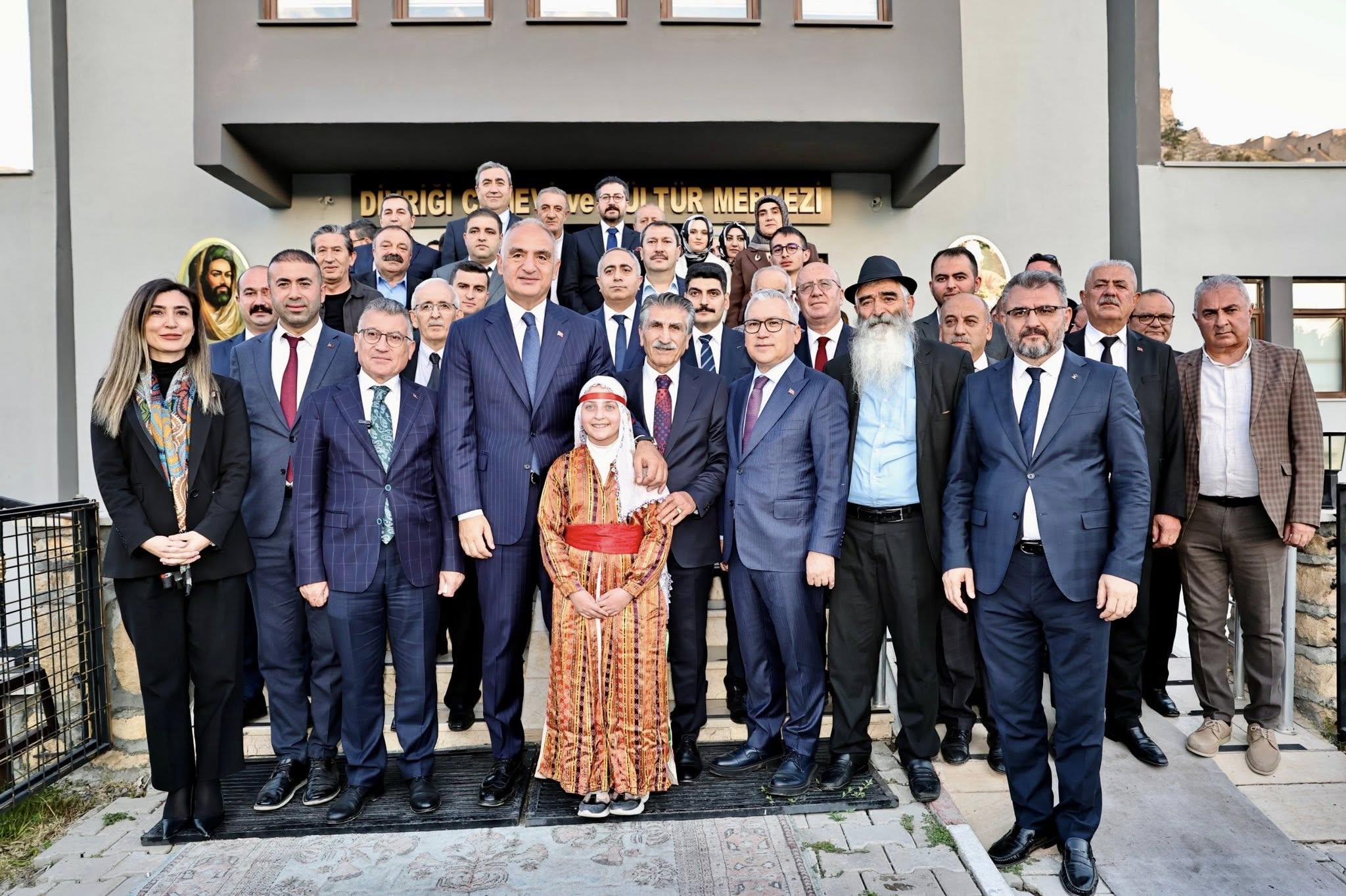 Kültür ve Turizm Bakanı Mehmet Nuri Ersoy Sivas'ta Kültür ve Turizm Bakanı Mehmet Nuri Ersoy Sivas'ta