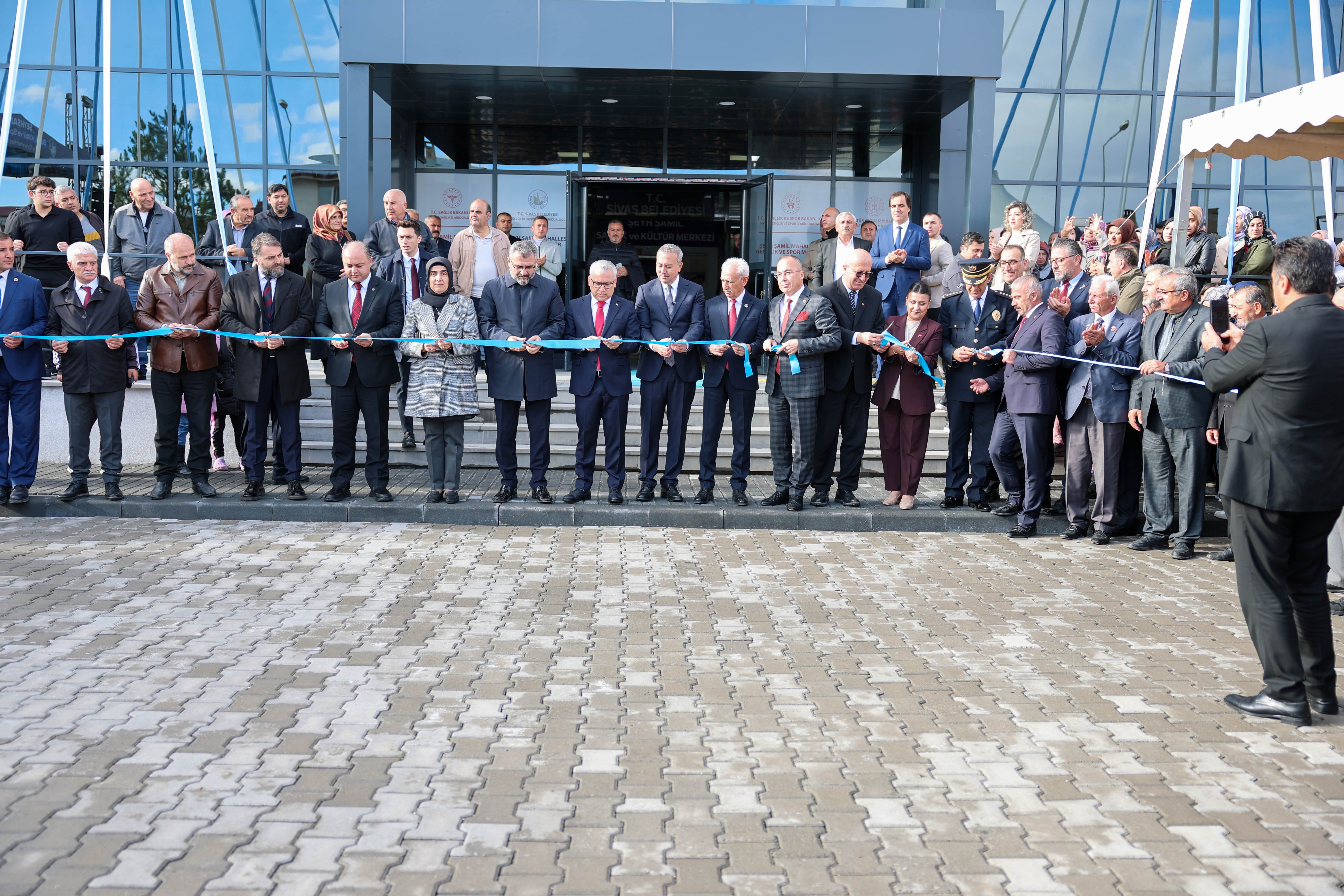 ŞEYH ŞAMİL SAĞLIK, KÜLTÜR VE SPOR MERKEZİ HİZMETE AÇILDI