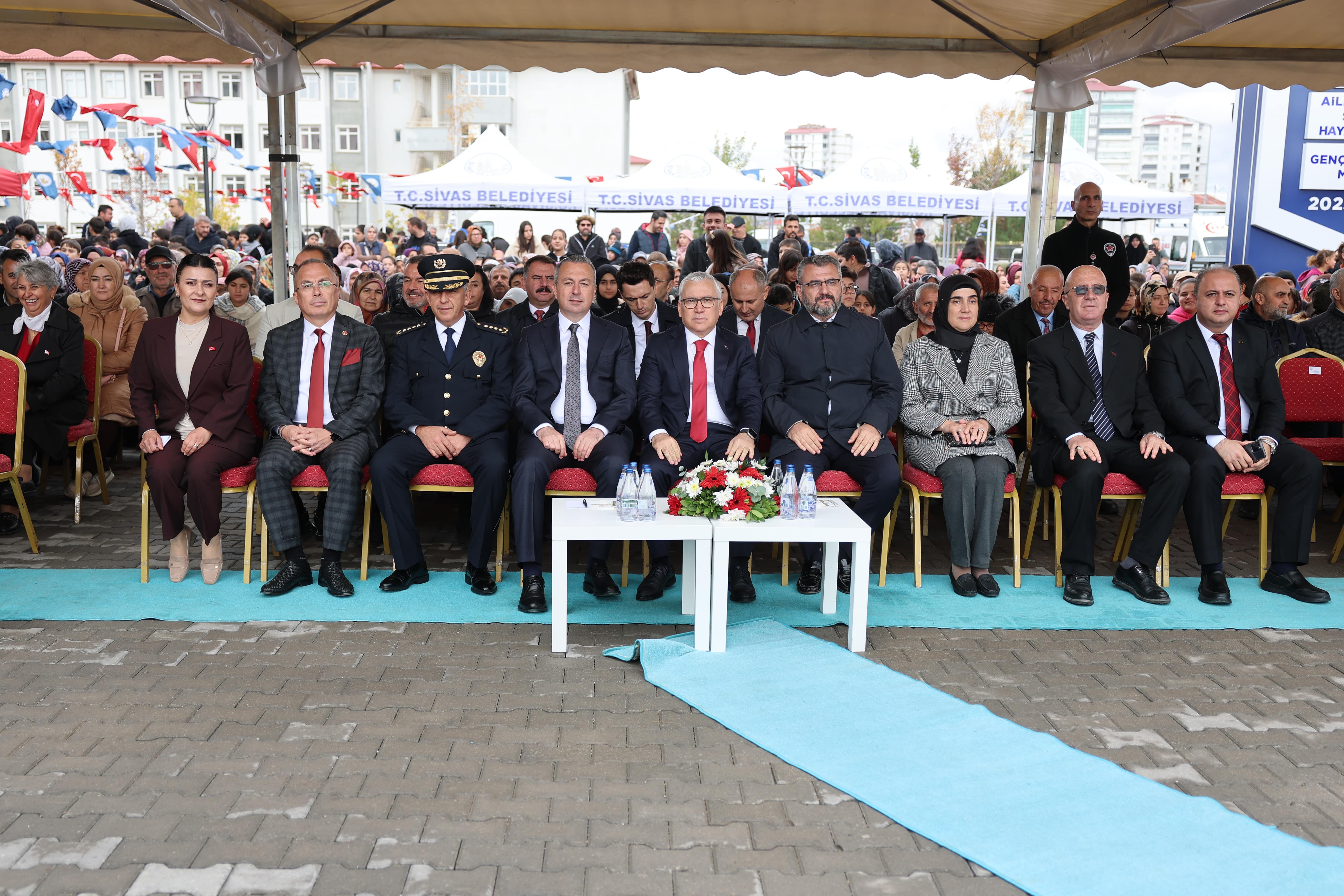 ŞEYH ŞAMİL SAĞLIK, KÜLTÜR VE SPOR MERKEZİ HİZMETE AÇILDI