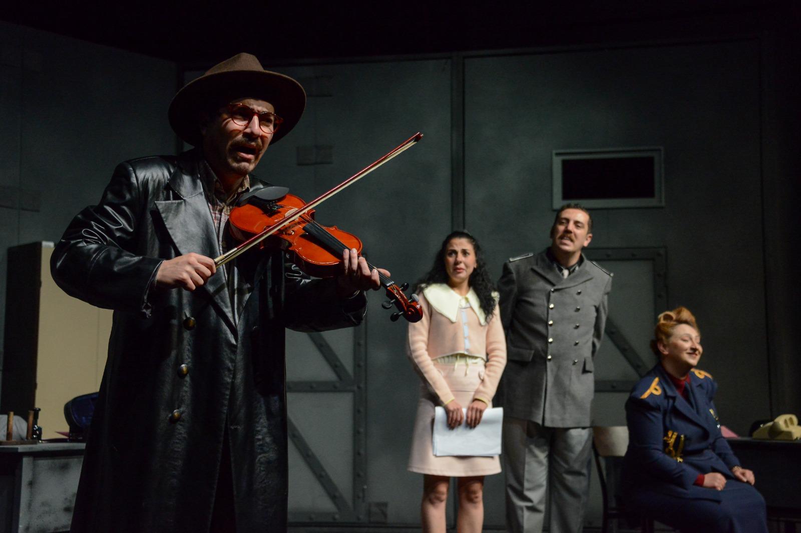 Sivas Devlet Tiyatrosu 2025-2026 Sezonunu Açıyor Sivas Devlet Tiyatrosu 2025-2026 Sezonunu Açıyor