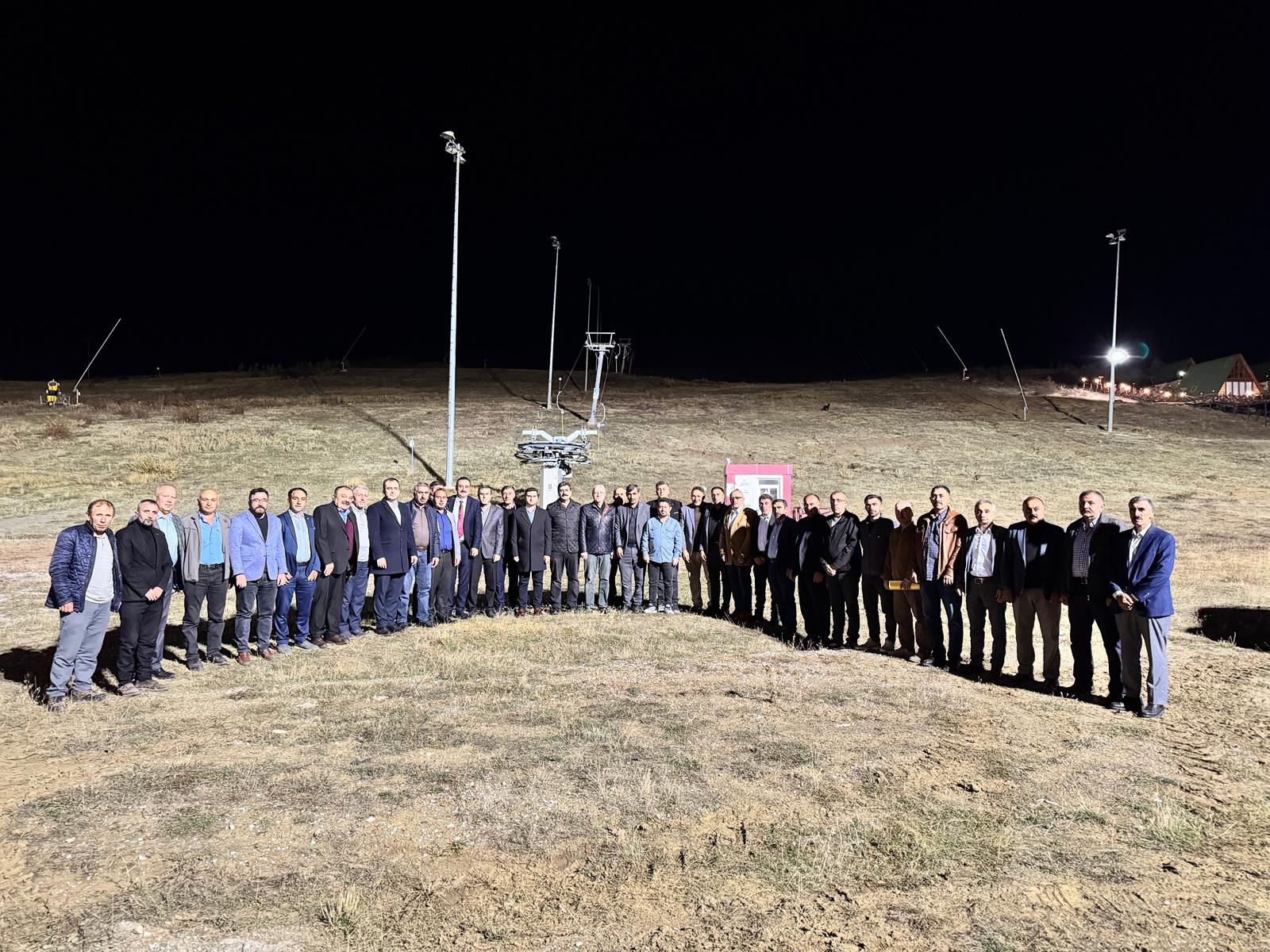 MİLLLETVEKİLİ HAKAN AKSU YILDIZ DAĞINDA BÖLGE KÖY MUHTARLARI İLE BİR ARAYA GELDİ MİLLLETVEKİLİ HAKAN AKSU YILDIZ DAĞINDA BÖLGE KÖY MUHTARLARI İLE BİR ARAYA GELDİ