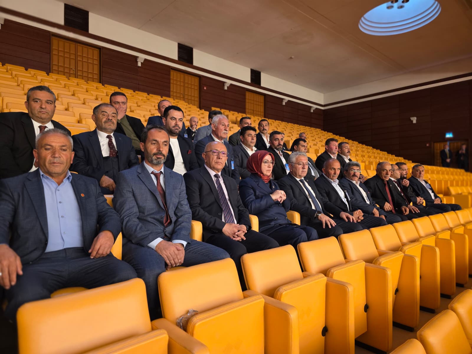 RUKİYE TOY, İLBEYLİ YÖRESİ MUHTARLARINI TBMM’DE MİSAFİR ETTİ RUKİYE TOY, İLBEYLİ YÖRESİ MUHTARLARINI TBMM’DE MİSAFİR ETTİ