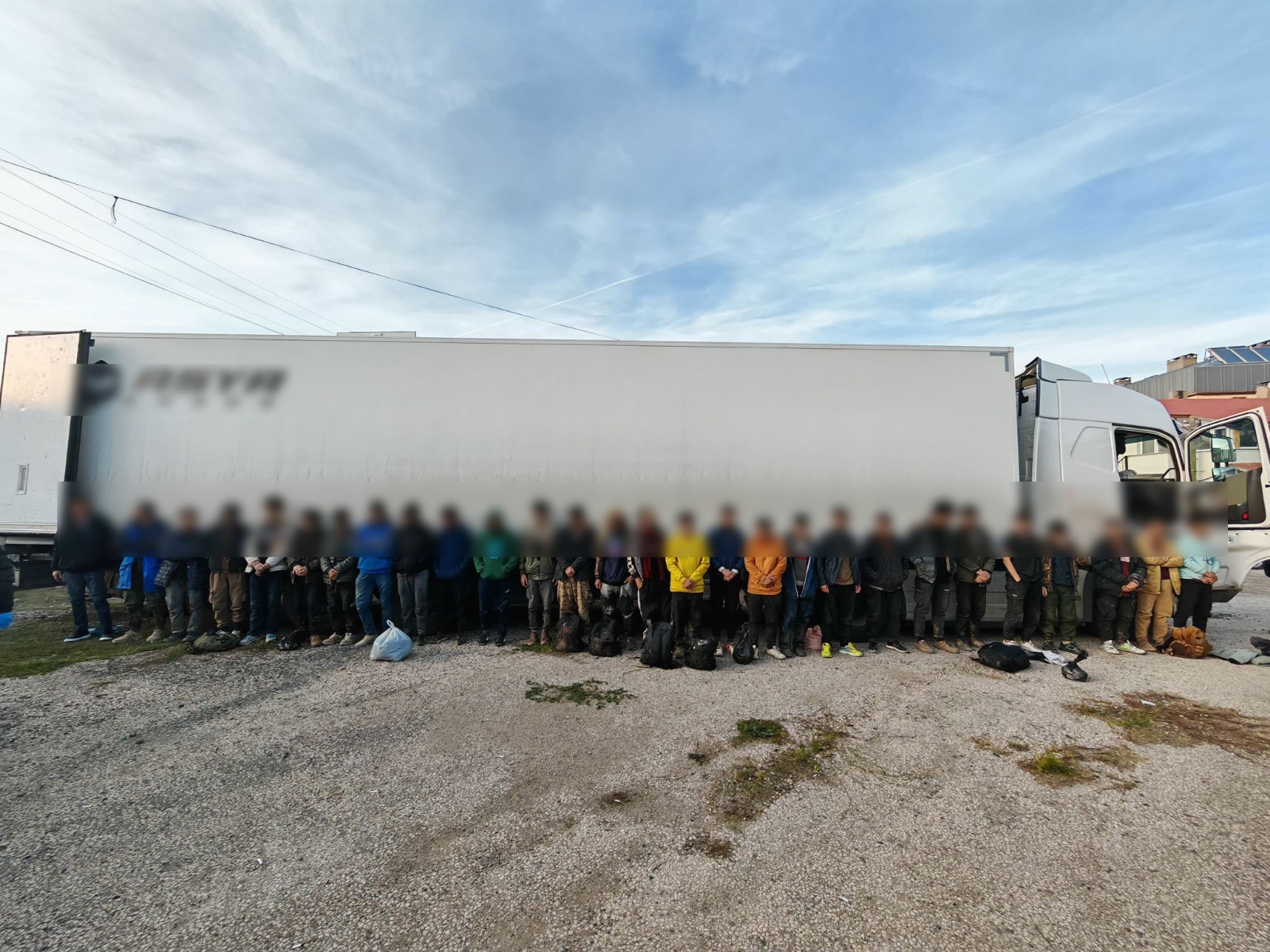 GÖÇMEN KAÇAKÇILIĞI VE DÜZENSİZ GÖÇ İLE MÜCADELE