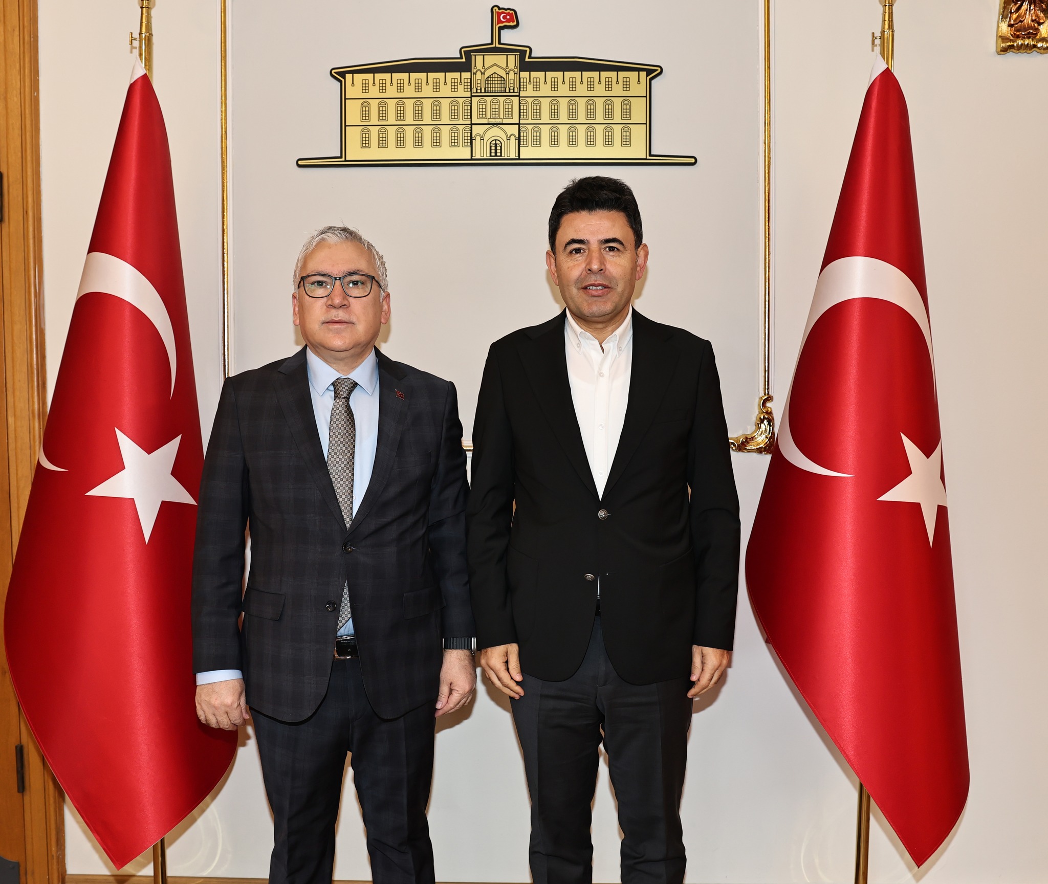 Bakan Yardımcısı Osman Boyraz Vali Şimşek'i ziyaret etti