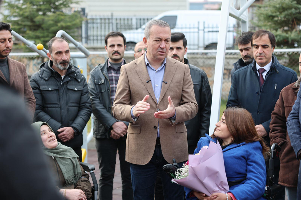 SİVAS BELEDİYESİ’NDEN ENGELLERİ KALDIRAN HİZMETLER