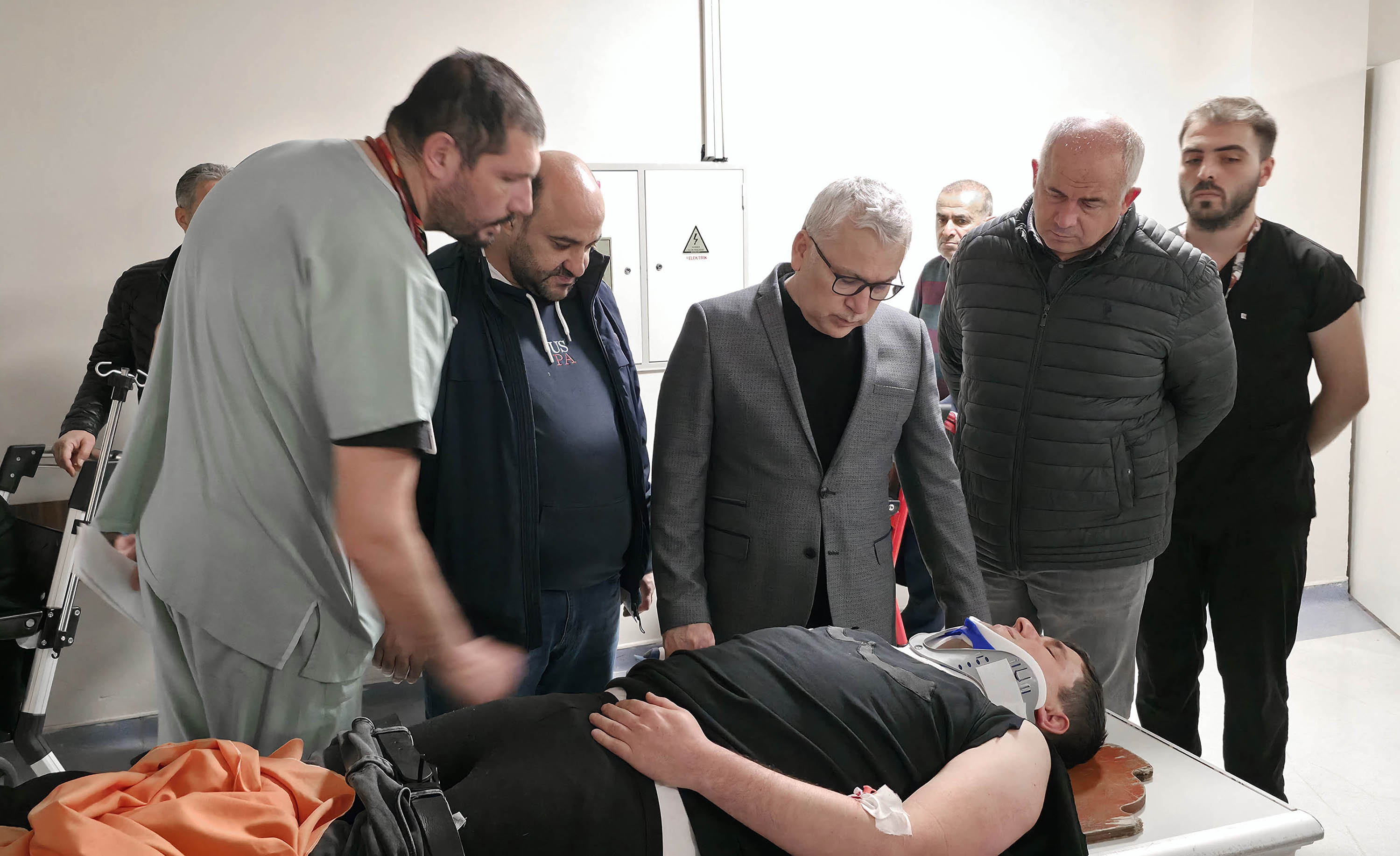 Vali Yılmaz Şimşek, Kazazedeleri Ziyaret Etti