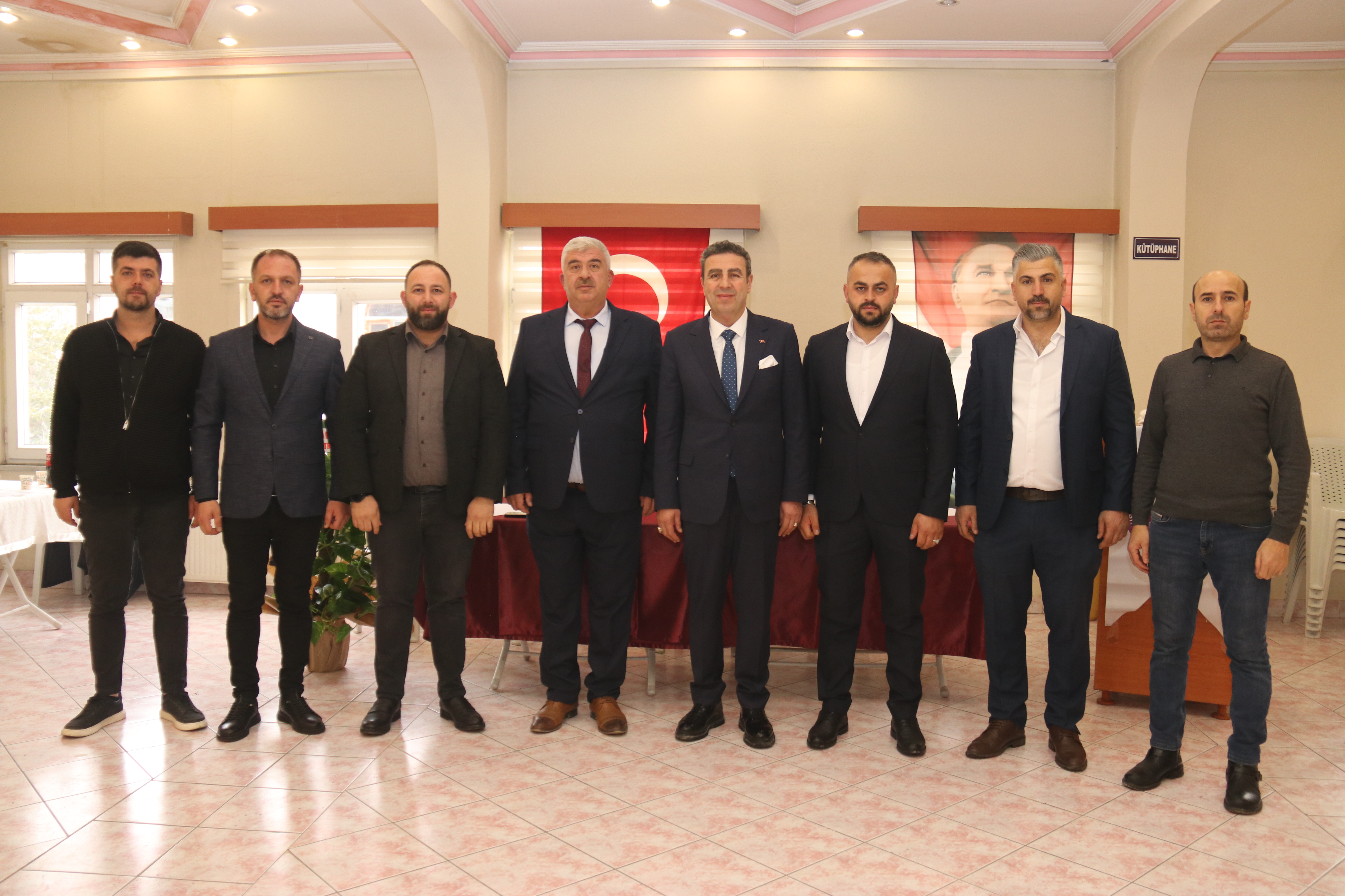 KOYULHİSARDA GÖKHAN HELVA GÜVEN TAZELEDI