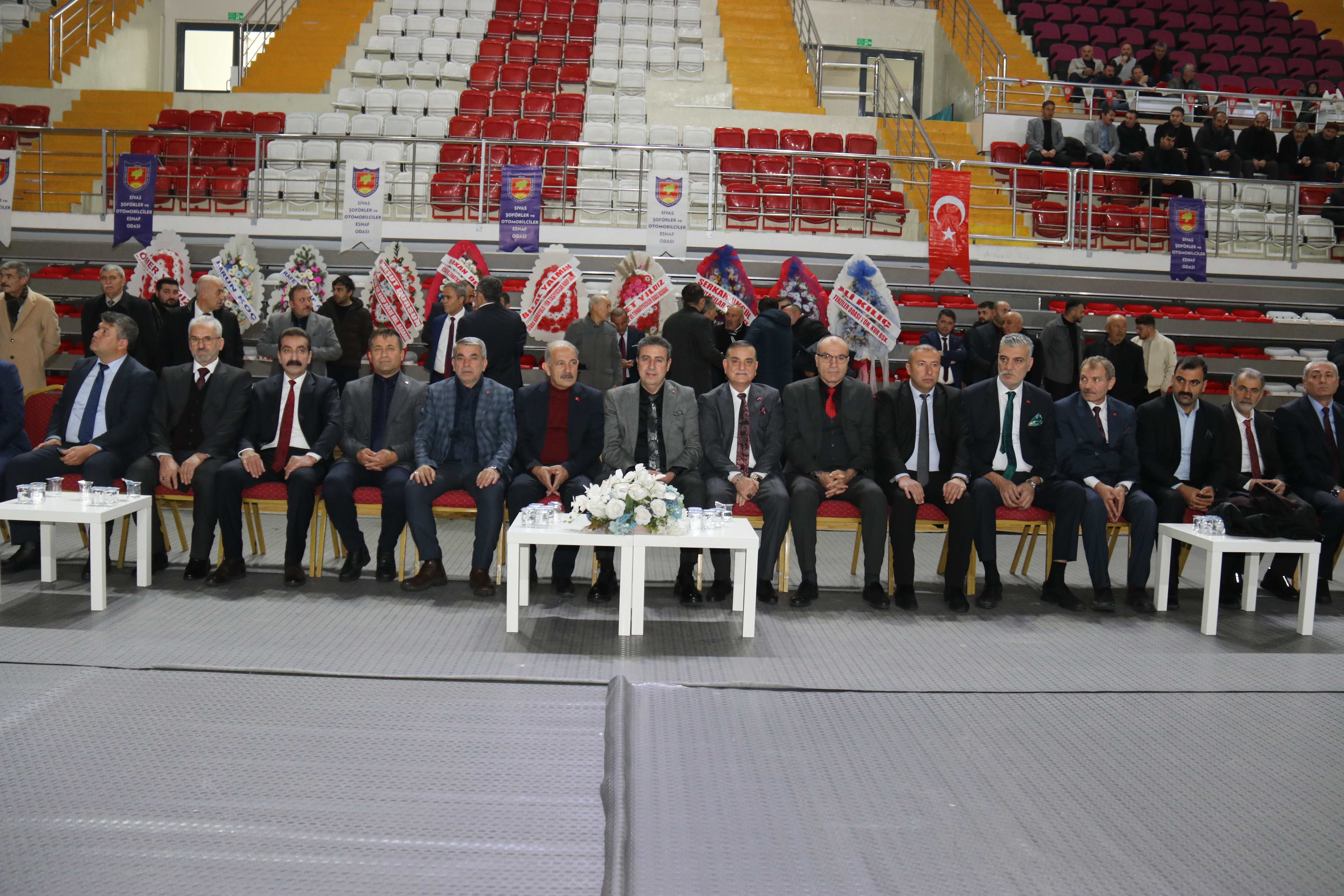 734 OYLA ŞABAN YALMAN BİRKEZ DAHA BAŞKAN SEÇILDİ