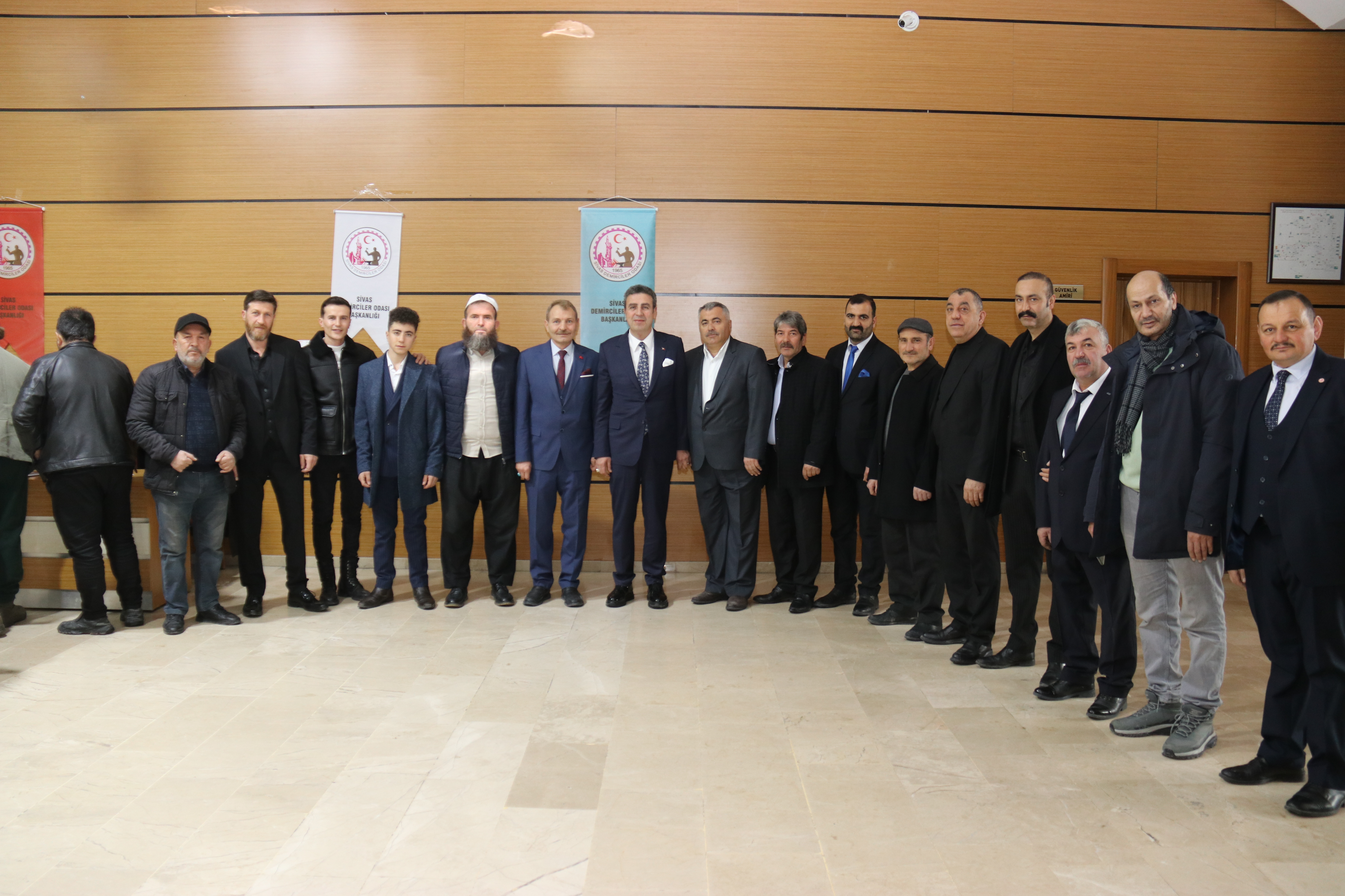 DEMİRCİLER ODASINDA HARUN KOÇ GÜVEN TAZELEDİ