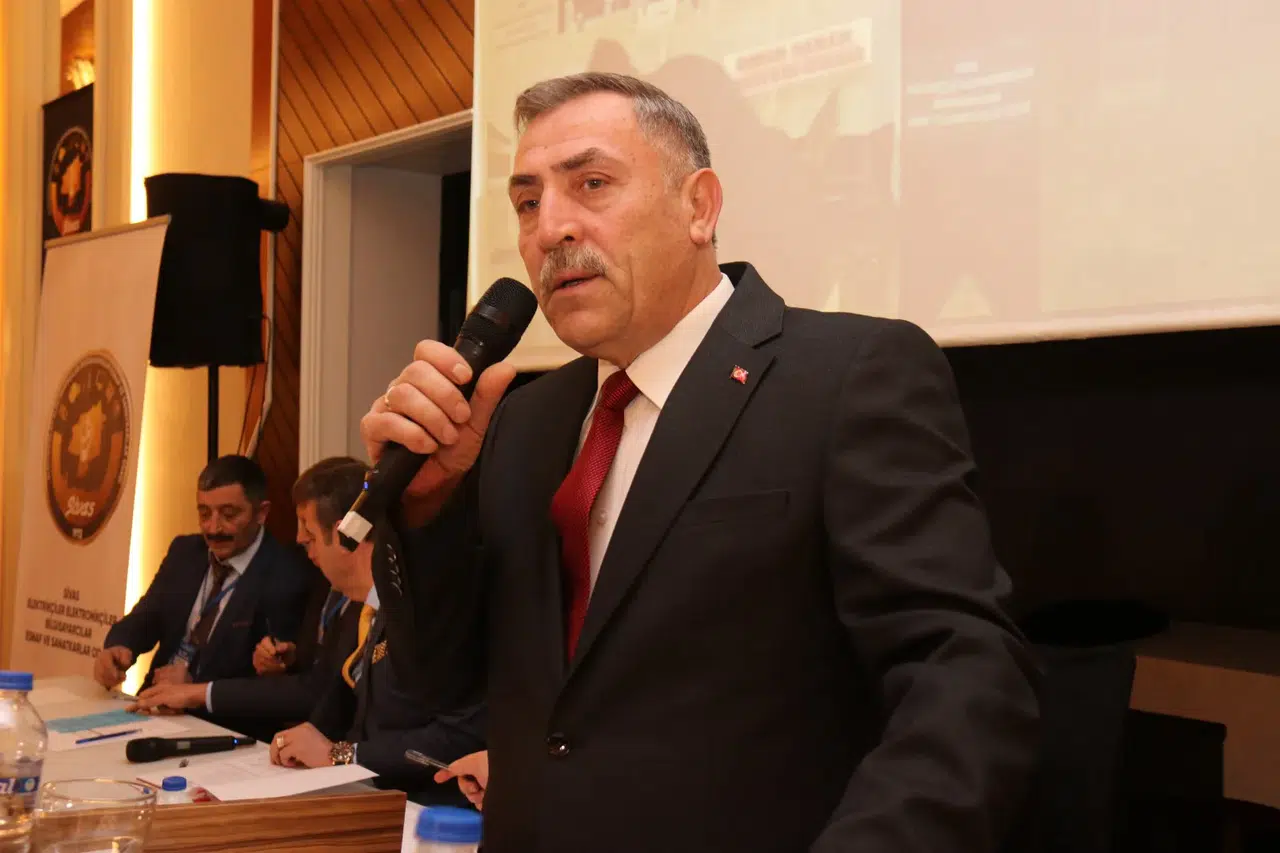 Sivas Elektrikçiler Odası’nda Aytak Güven Tazeledi