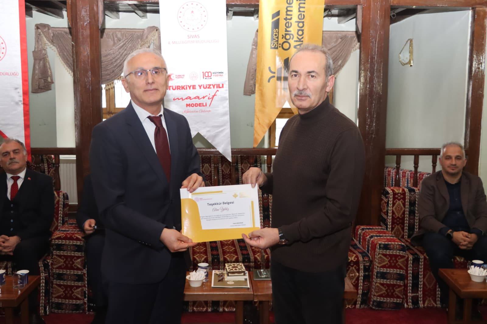 "Öğretmen Akademileri Projesi"