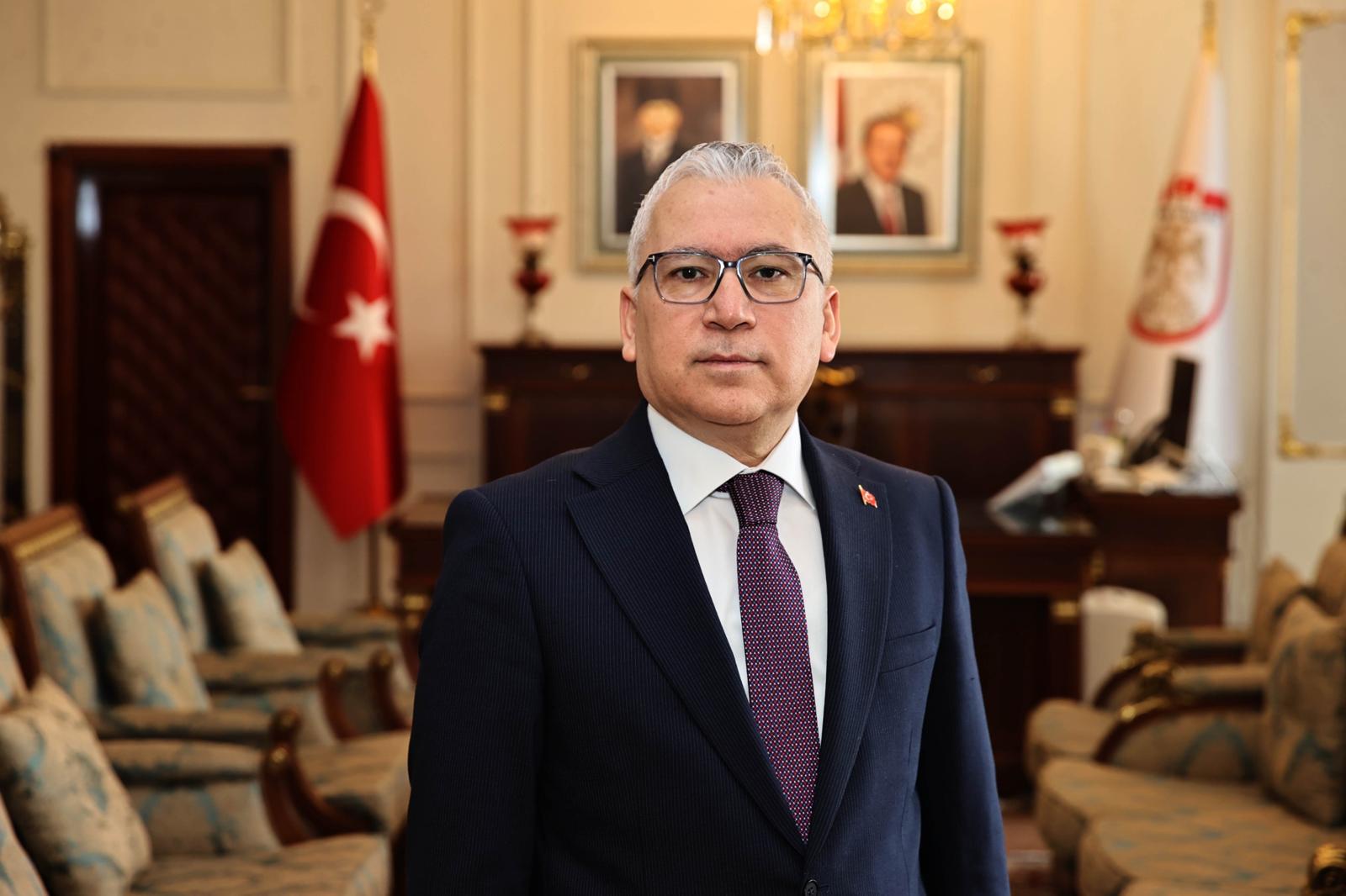 SİVAS VALİSİ DR. YILMAZ ŞİMŞEK’İN 10 OCAK ÇALIŞAN GAZETECİLER GÜNÜ MESAJI