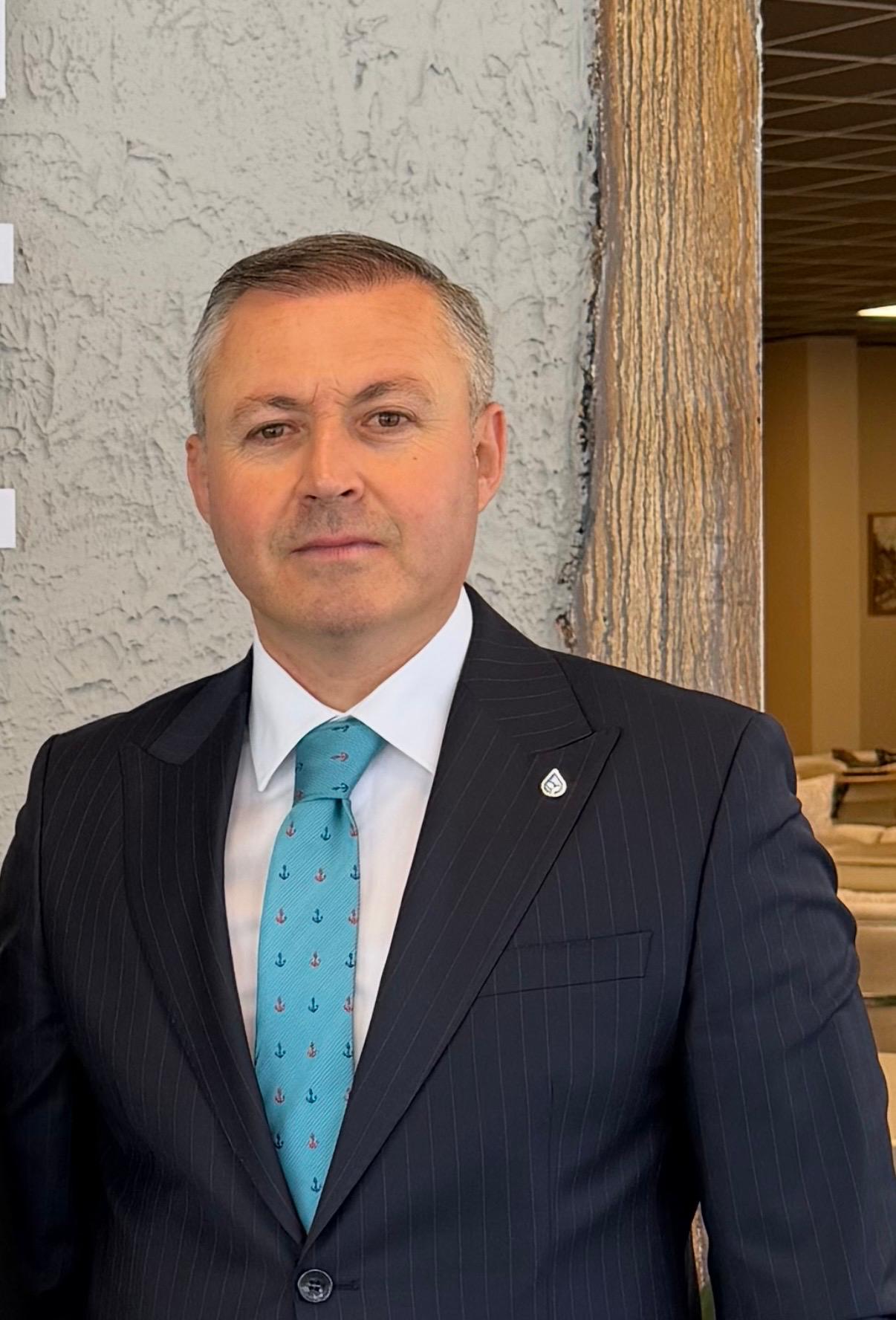 Başkan Murat Tamer Çevik"500 BİN LİRA YETMİYORSA MESELE MAAŞ DEĞİL, VİCDANDIR"