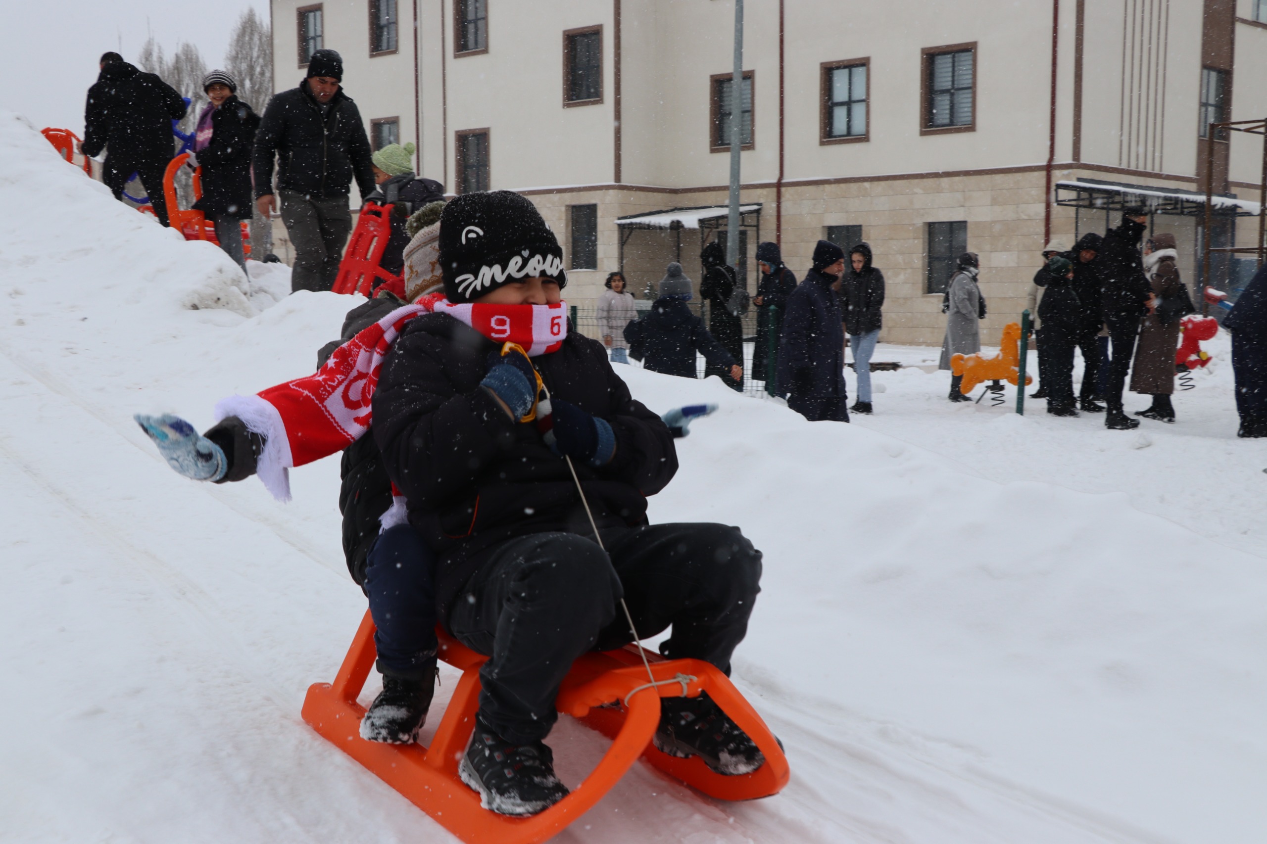 Jandarmadan Çocuklara Unutulmaz Gün