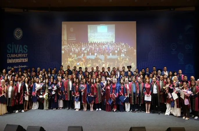 Sivas Cumhuriyet Üniversitesi (SCÜ) Fen Fakültesi Mezuniyet Töreni gerçekleştirildi