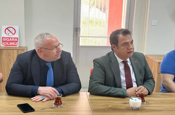 Rektör Prof. Dr. Ahmet Şengönül Yabancı Diller Yüksekokulunu ziyaret etti...