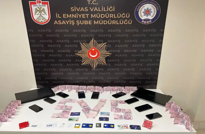 DOLANDIRICILIK ŞÜPHELİLERİ  YAKALANDI