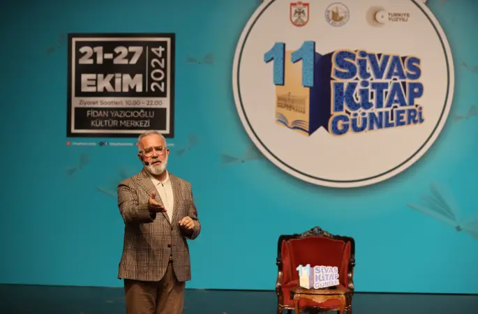 AK Parti Grup Başkanvekili-Yazar-Oyuncu Bahadır Yenişehirlioğlu "Duvarları Yıkmak" söyleşisiyle kitapseverlerle bir araya geldi