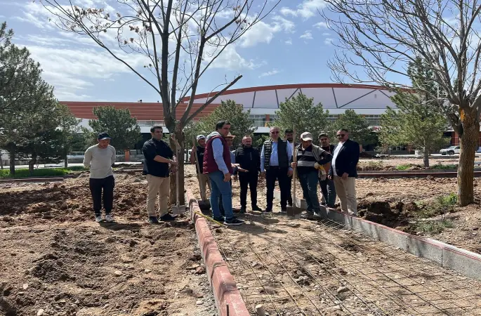 Belediye Başkanı Dr. Adem Uzun, hafta sonu mesaisinde Sıcak Çermik Kaplıcası’nı ziyaret etti