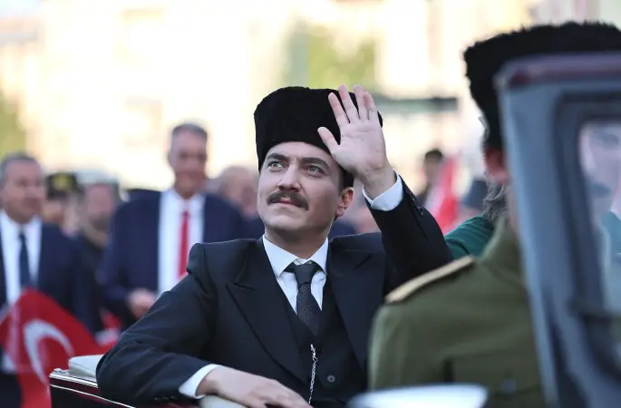 Gazi Mustafa Kemal Atatürk'ün Erzurum'dan Sivas'a gelişi temsili olarak canlandırıldı