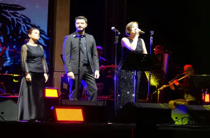 Cem Karaca Barış Manço Şarkılarla anıldı