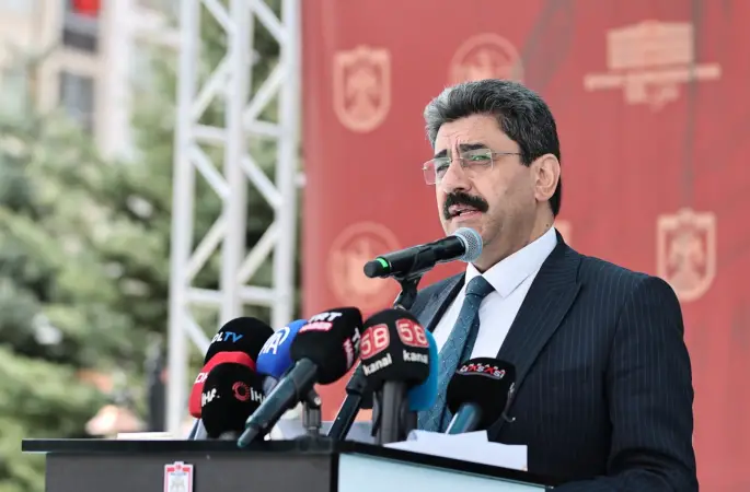 4 Eylül 1919 Sivas Kongresi'nin 106. yıl dönümü etkinlikleri kapsamında; Kongre Müzesi bahçesinde resmi tören düzenlendi