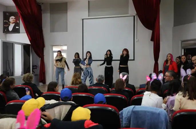 Melis Fis’ten Çocuklara Unutulmaz Bir Konser