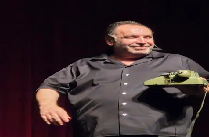 80ler 90lar Gülümseten Hatıralar Faruk Sofuoğlu tiyatro Oyunu Turnesiyle Sivastaydı