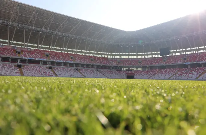 BG Grup 4 Eylül Stadı Maça Hazırlanıyor