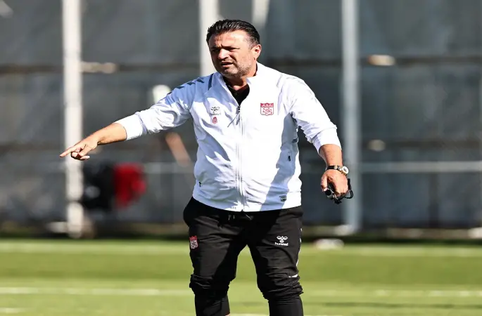 Bülent Uygun: Seyircimiz Önünde Kazanmak İstiyoruz