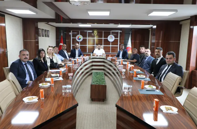 Sivas Ticaret Borsası ile KOSGEB Sivas İl Müdürlüğü İş Birliğiyle Bilgilendirme Toplantısı