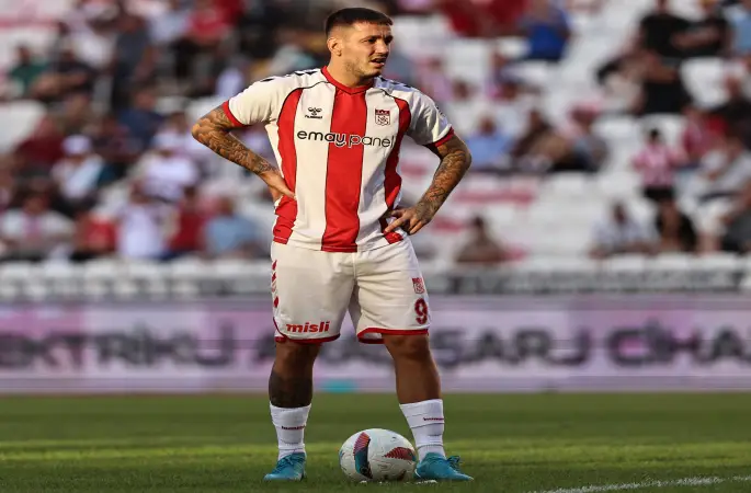 Rey Manaj'ın Milli Takım Kadrosuna Daveti ve Sağlık Durumu Hakkında Bilgilendirme