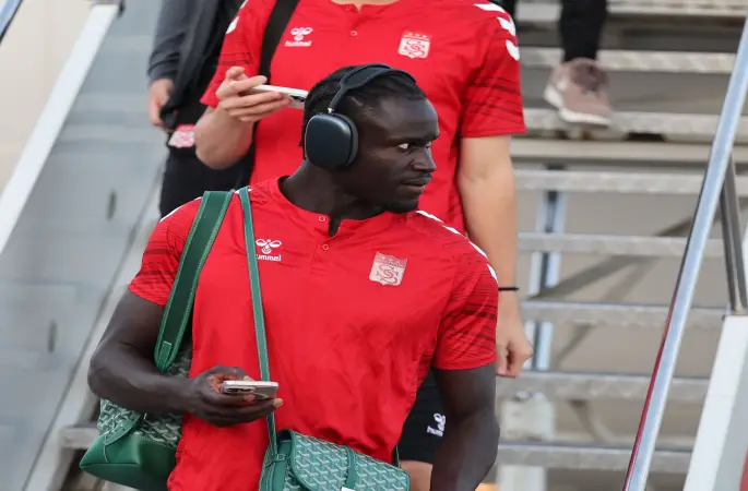 Özbelsan Sivasspor İstanbul'a Geldi