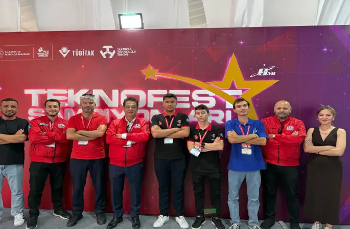 Sivas Cumhuriyet Üniversitesi Teknofest 2025’te Büyük Başarı Elde Etti