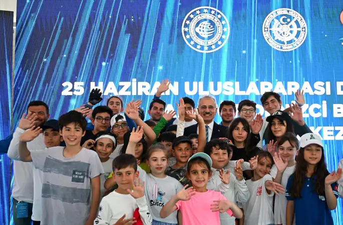 BAKAN URALOĞLU’NDAN DENİZCİLERE MÜJDE