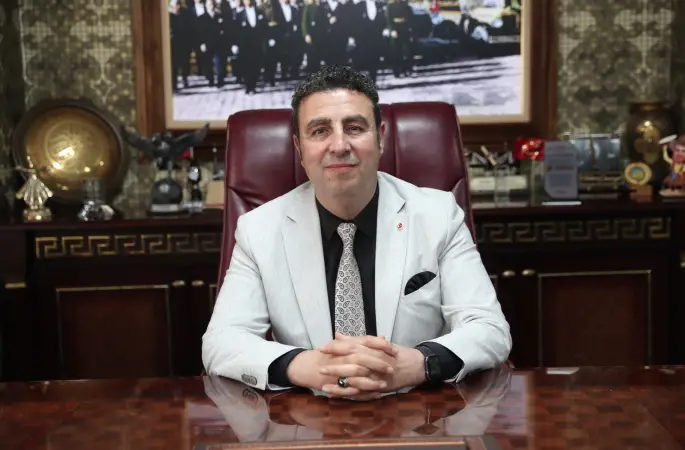 TOPLUMA IŞIK TUTAN GAZETECİLERİMİZİN BAYRAMI KUTLU OLSUN