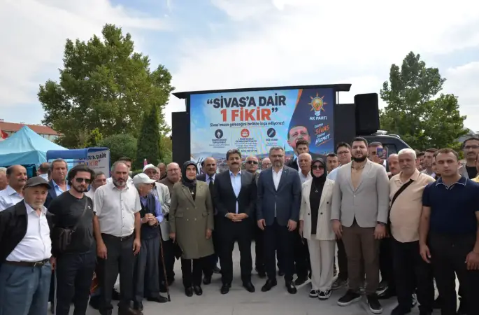 AK Parti'den “Sivas’a Dair 1 Fikir” projesi kapsamında stant açıldı