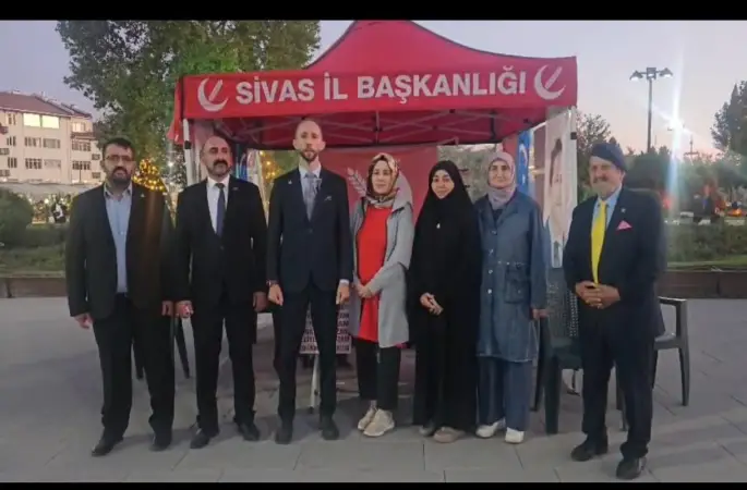 Bebek k*tili israil cumhurbaşkanı Herzog'u ülkesinde bas konuk olarak ağırlayıp. Talimatları da siyonist ve yahudilerden mi almıştır