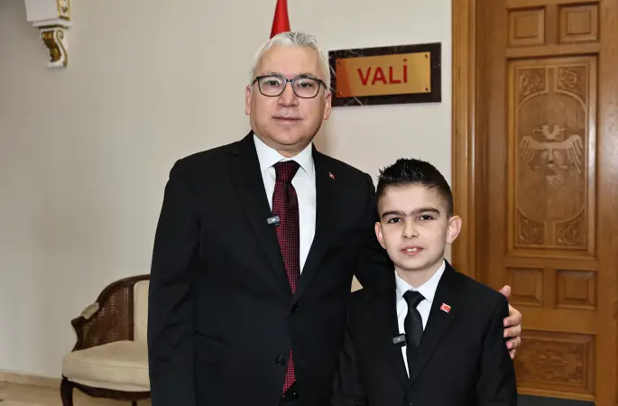 "Bugünün küçükleri, yarının büyükleridir."