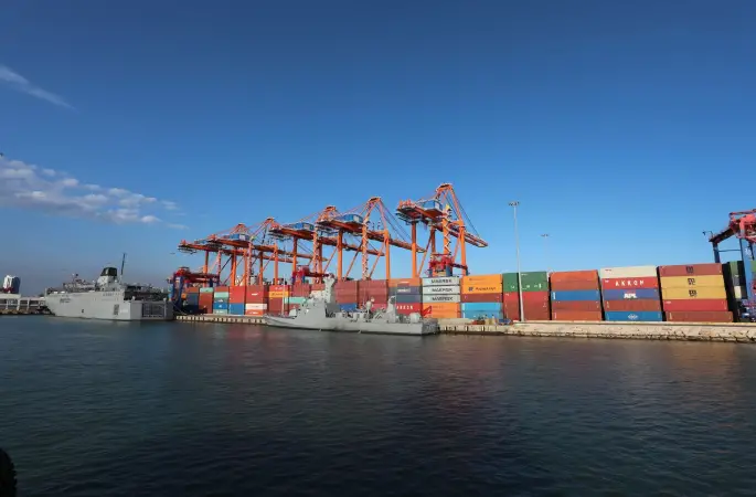 LİMANLARDA 5,5 MİLYON TON PETROL ELLEÇLENDİ