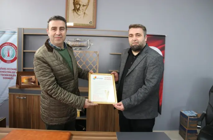 ECZANE TEKNİSYEN VE TEKNİKERLERİ DERNEK AÇTI