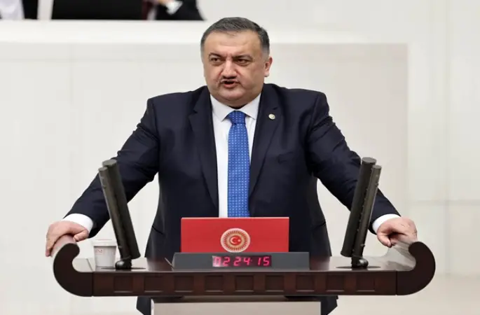 DEVA Partili Hasan Karal: “Enflasyon rakamlarının zam takvimine göre ayarlanması tesadüf değil hükümetin bir oyunu”