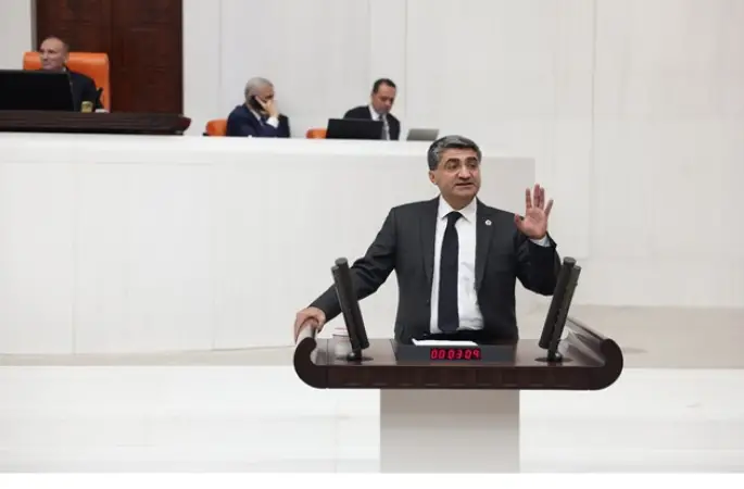 DEVA Partili Mehmet Emin Ekmen: “Aile Yılı” var, aile yok