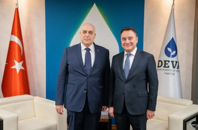 DEVA Partisi Genel Başkanı Ali Babacan: “Halkın yüzde 95'inin fakirleştirilmesine ekonomi politikası falan diyemezsiniz”