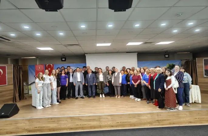 Kadına Yönelik Şiddet konulu söyleşi düzenlendi